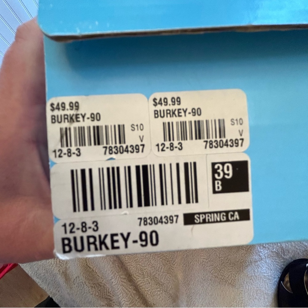 NWT Spring black, white, red Burkey-90 high heel shoes Size 10 - Picture 6 of 7